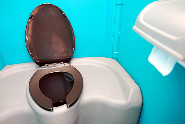 Portable Toilet Options We Offer in Astatula, FL